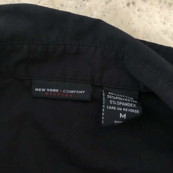 🐰 New York & Company Stretch Black Ruffle - Picture 4 of 4